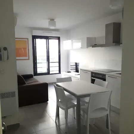 Palais Nastia Apartment *