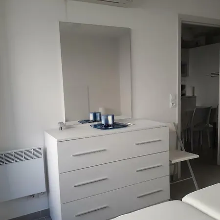 Palais Nastia Apartment