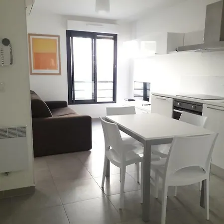 Palais Nastia Apartment