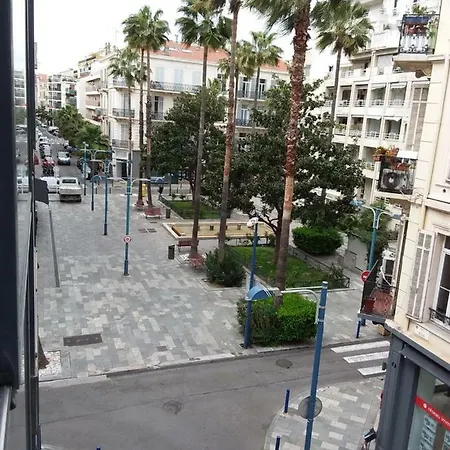Palais Nastia *
